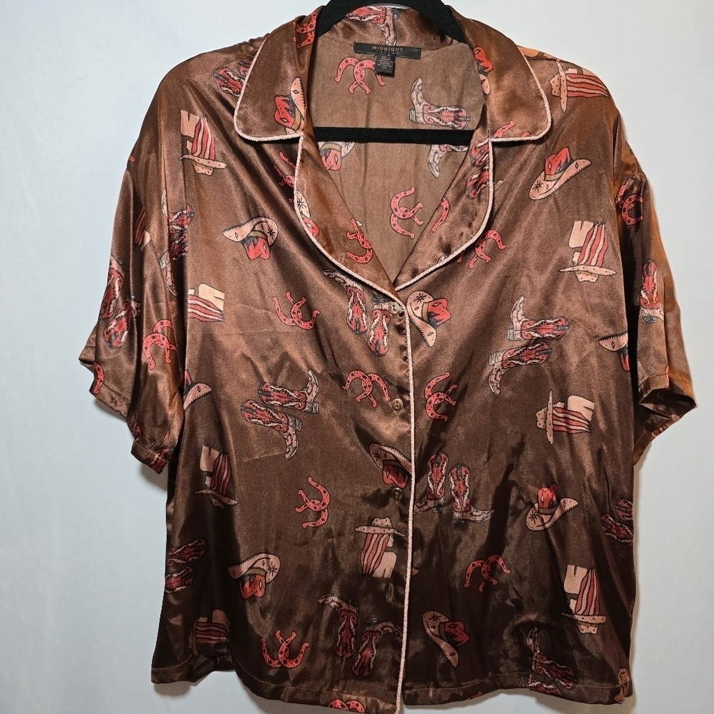 NWT Midnight Bakery Silky Cowgirl Print Button Front Top Chapel Roan Horse, sz L - Picture 3 of 9